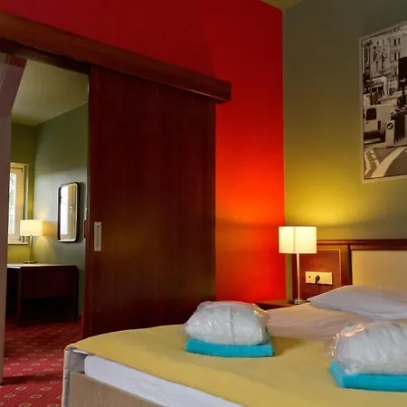 Hotel Old Golf 4*